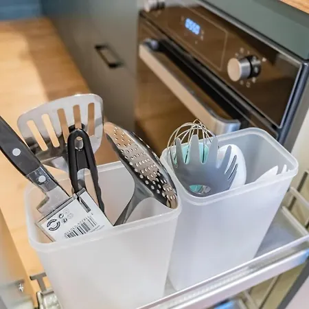 Le Petit Garet -charmant 2 Pers-terreaux Apartmán